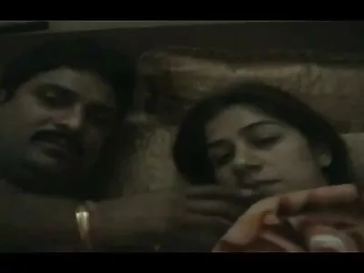 എല്ലാ രാത്രിയിലും ഇത് സംഭവിക്കുന്നതിനെക്കുറിച്ച് സ്വപ്നം കാണുന്ന ധാരാളം സ്ത്രീകൾ അവിടെയുണ്ട് (ക്രിസ്റ്റീന)